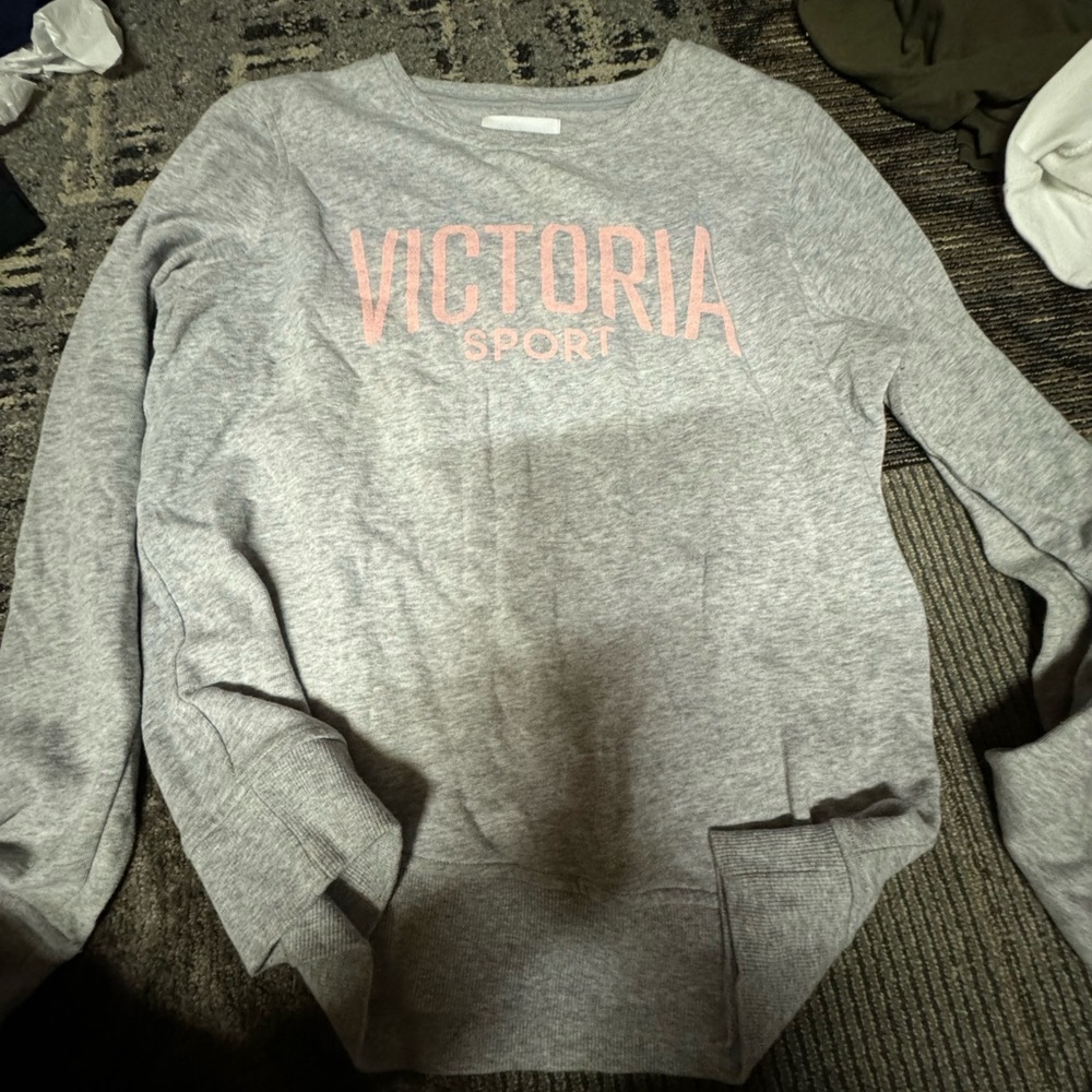 Women’s Victorias Secret sweater